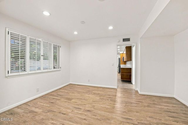1128 El Monte Drive, Simi Valley, CA 93065