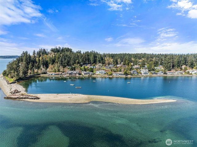 2809 Moorelands Avenue NW, Gig Harbor, WA 98335