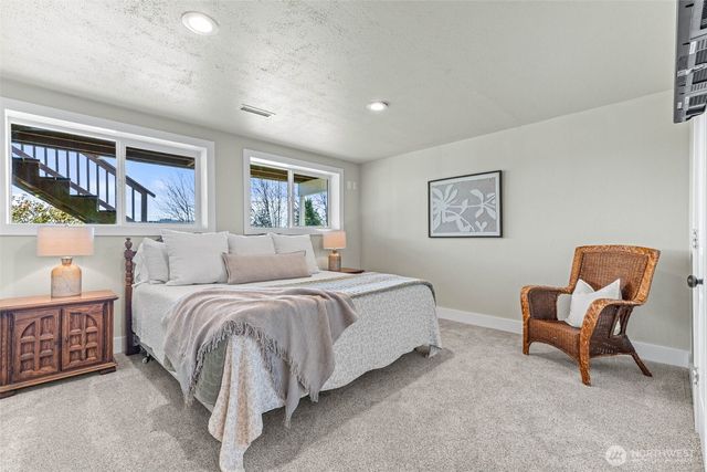 2809 Moorelands Avenue NW, Gig Harbor, WA 98335