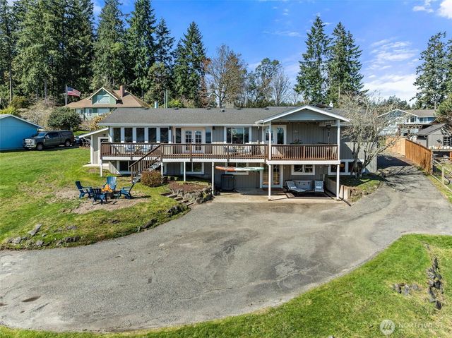 2809 Moorelands Avenue NW, Gig Harbor, WA 98335