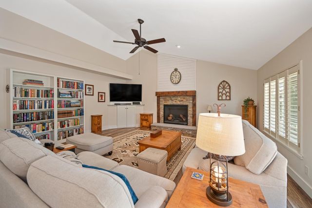 4032 Vega Loop, Shingle Springs, CA 95682