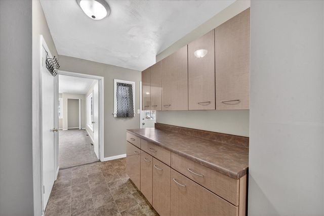 527 Riverside Drive, Battle Creek, MI 49015