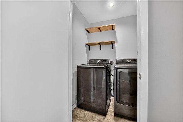 527 Riverside Drive, Battle Creek, MI 49015