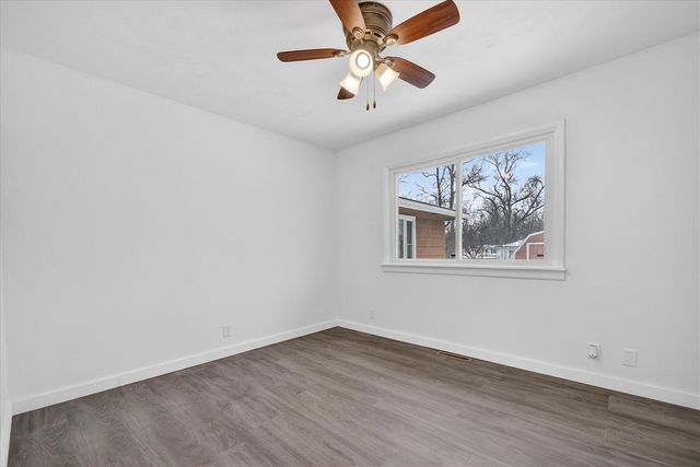 527 Riverside Drive, Battle Creek, MI 49015