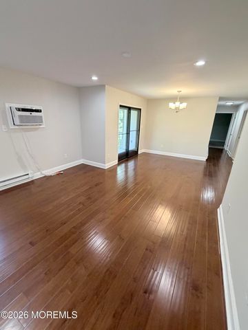 35 Amberly Drive J, Manalapan, NJ 07726