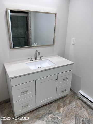 35 Amberly Drive J, Manalapan, NJ 07726