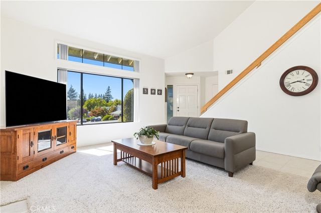940 Moody Court, Paso Robles, CA 93446