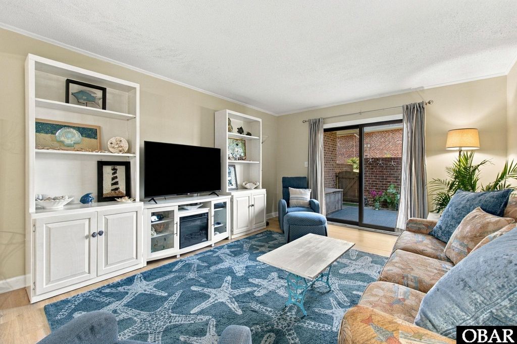Image 6 of property listing at 500 W Villa Dunes Drive, Nags Head, NC 27959