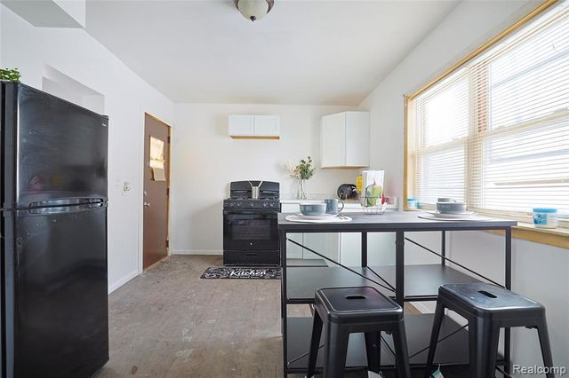 909 N Granger Street, Saginaw, MI 48602