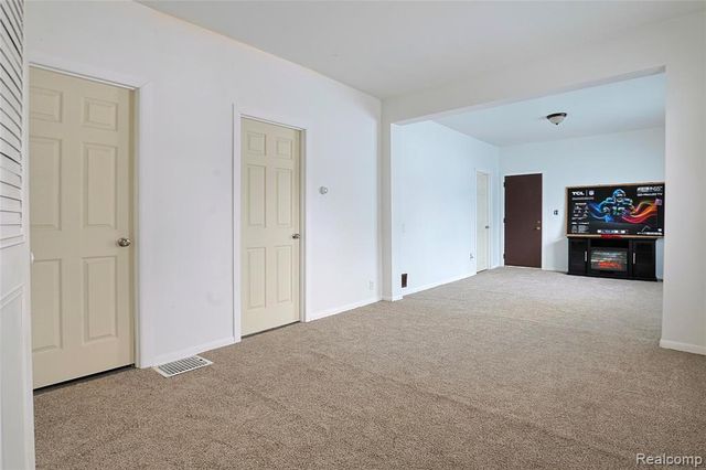 909 N Granger Street, Saginaw, MI 48602