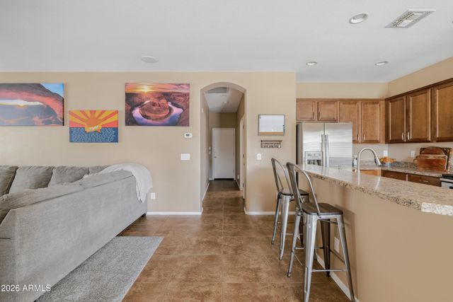 117 W REEVES Avenue, San Tan Valley, AZ 85140