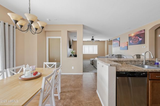 117 W REEVES Avenue, San Tan Valley, AZ 85140