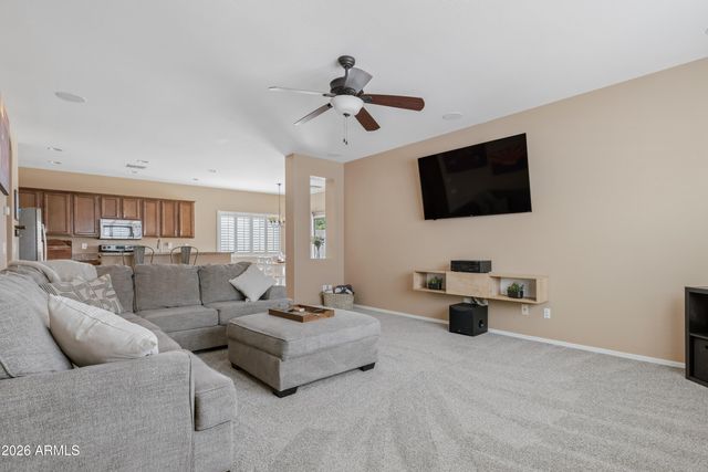 117 W REEVES Avenue, San Tan Valley, AZ 85140