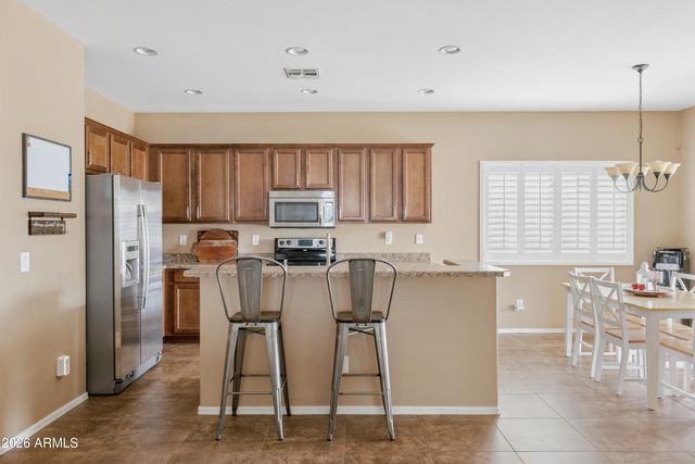 117 W REEVES Avenue, San Tan Valley, AZ 85140