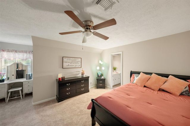 675 Stonewall Jackson Drive, Conroe, TX 77302