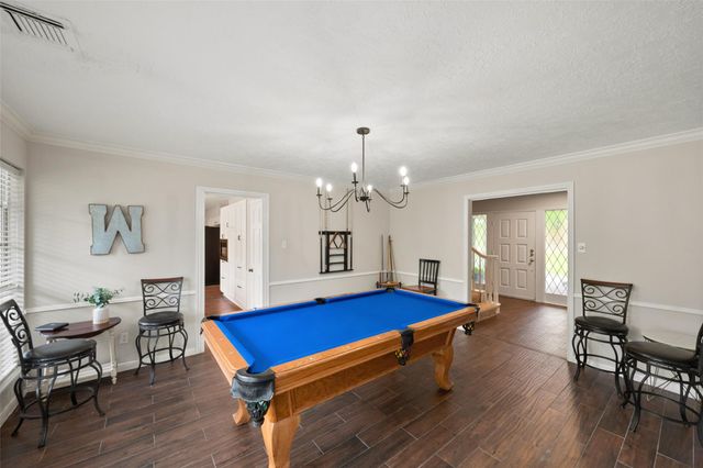 675 Stonewall Jackson Drive, Conroe, TX 77302