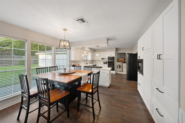 675 Stonewall Jackson Drive, Conroe, TX 77302