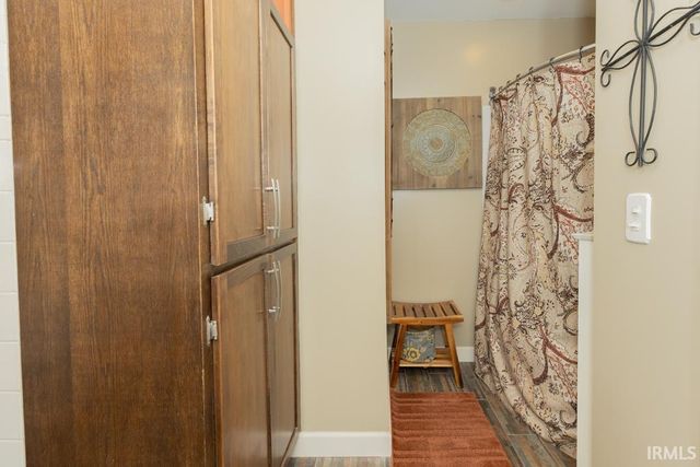 1521 Martin Circle, Evansville, IN 47715