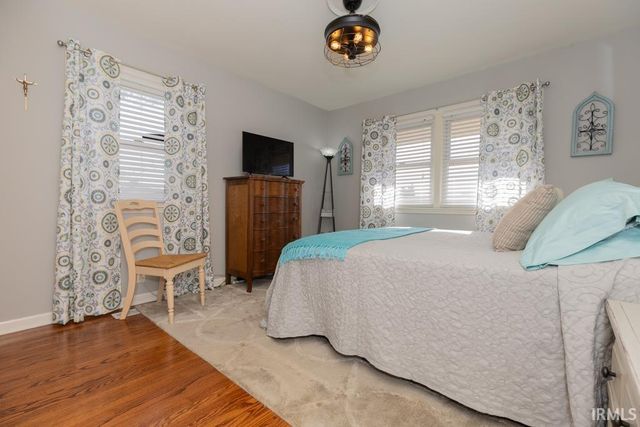 1521 Martin Circle, Evansville, IN 47715