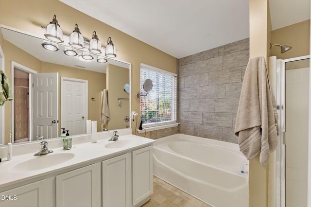 112 Jasmine Valley Court, Holly Springs, NC 27540