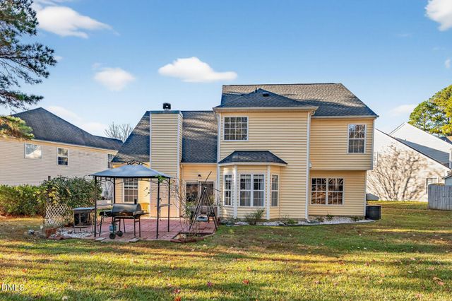 112 Jasmine Valley Court, Holly Springs, NC 27540