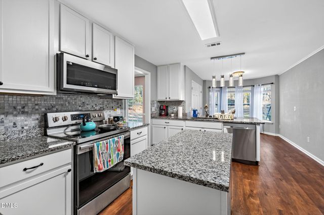 112 Jasmine Valley Court, Holly Springs, NC 27540