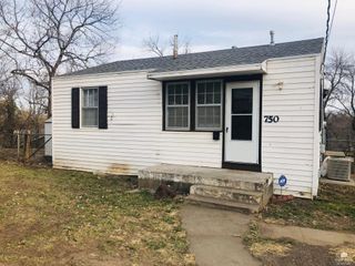 750 W 1st Street, Junction City, KS 66441