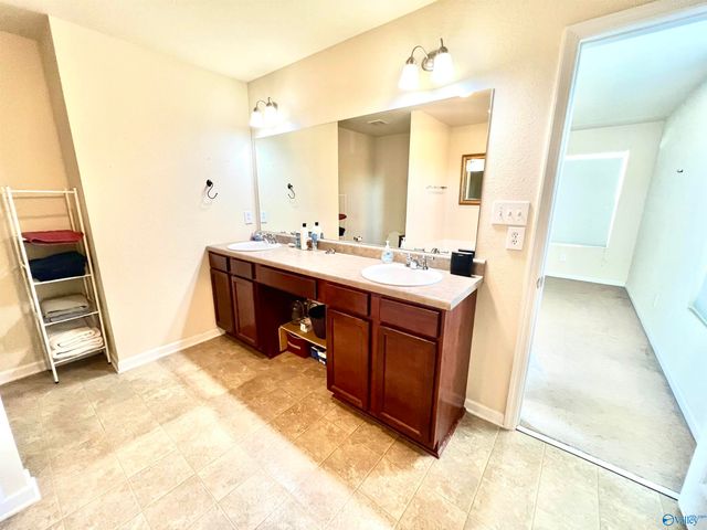 108 Fire Fly Lane, Owens Cross Roads, AL 35763