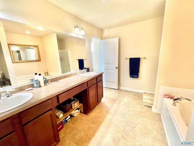 108 Fire Fly Lane, Owens Cross Roads, AL 35763