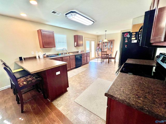 108 Fire Fly Lane, Owens Cross Roads, AL 35763