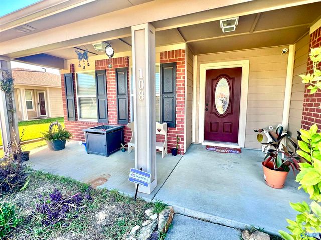 108 Fire Fly Lane, Owens Cross Roads, AL 35763