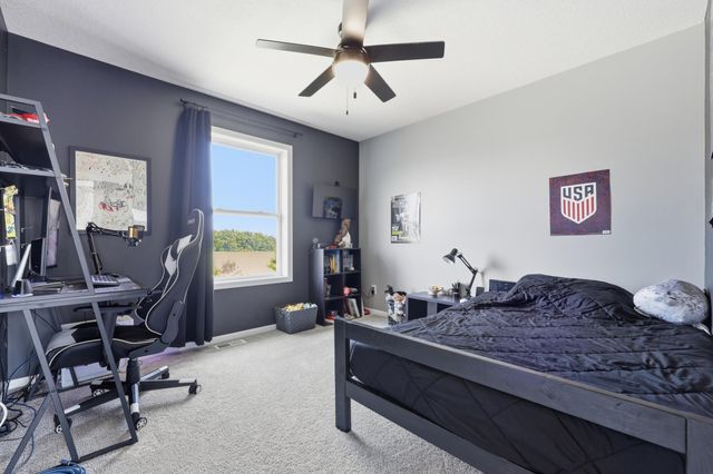 2206 Longhorn Lane, Buffalo, MN 55313