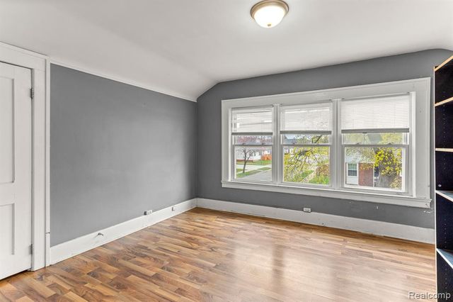 63 Elm Street, River Rouge, MI 48218