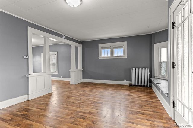 63 Elm Street, River Rouge, MI 48218