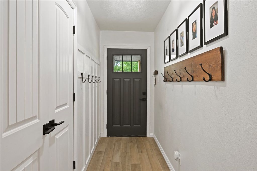2517 Hardwood Drive, Bryan, TX 77803 — photo 2