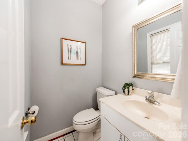 7015 Oakview Lane, Charlotte, NC 28226