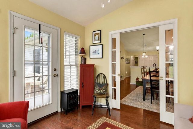 39 BURWICK DR, Mechanicsburg, PA 17050
