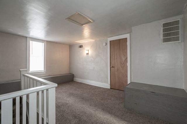 516 S Yorktown Avenue, Tulsa, OK 74104