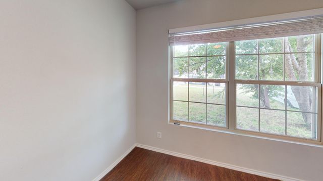 5513 Diaz Avenue, Fort Worth, TX 76107