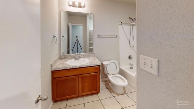 5513 Diaz Avenue, Fort Worth, TX 76107