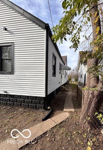 841-843 Wallace Avenue, Indianapolis, IN 46201