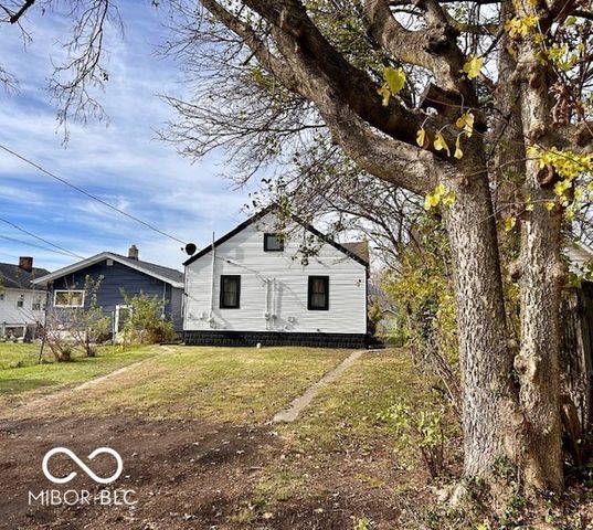 841-843 Wallace Avenue, Indianapolis, IN 46201