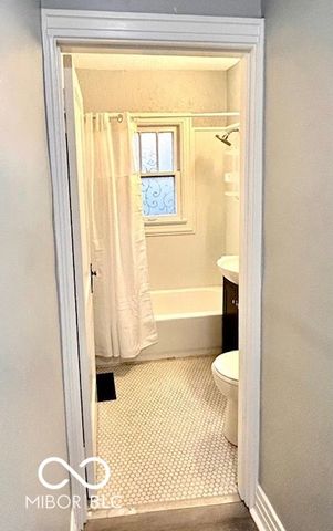 841-843 Wallace Avenue, Indianapolis, IN 46201