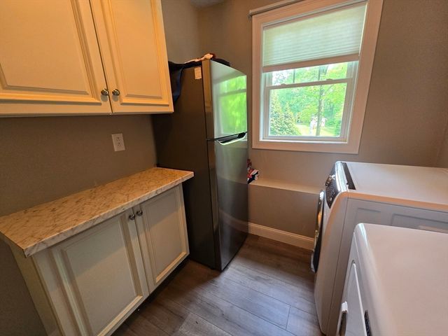 35 J Davis, Charlton, MA 01507