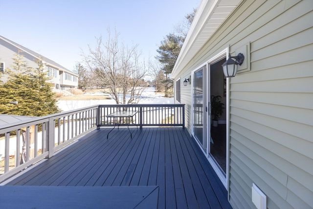 35 J Davis, Charlton, MA 01507