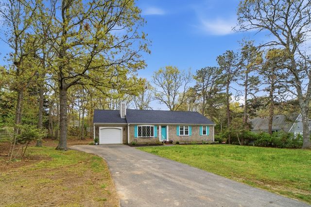 4 Bourne Hay Road, Sandwich, MA 02563