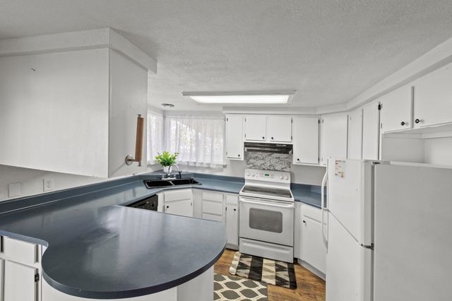 6623 N REGAL St, Spokane, WA 99217