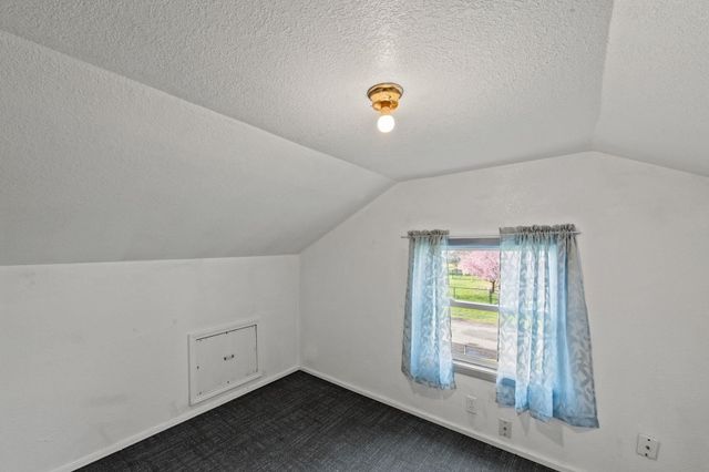 6623 N REGAL St, Spokane, WA 99217