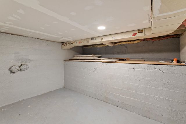 6623 N REGAL St, Spokane, WA 99217