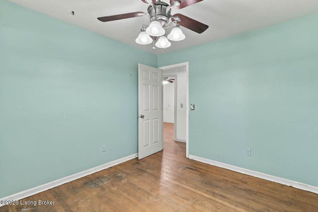 302 Cheryl Ave, Vine Grove, KY 40175